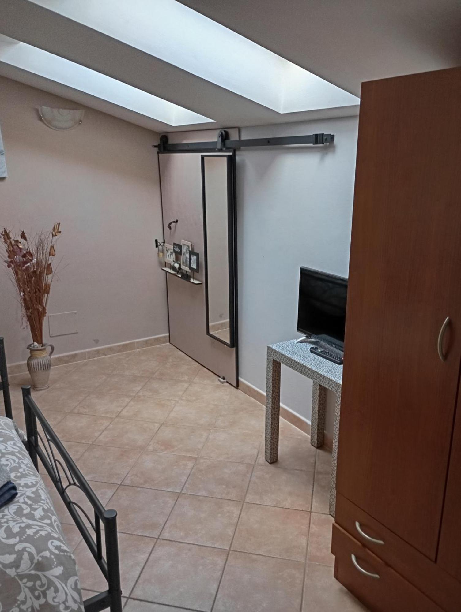 Enza-Home-In-Roma Exteriör bild